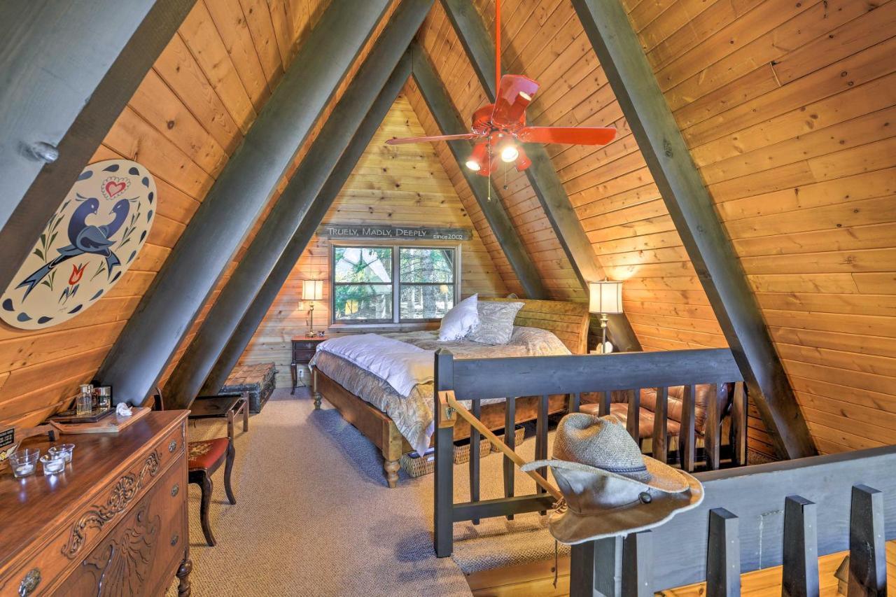 Irwin A-Frame Cabin With Deck And Mountain Views! Bagian luar foto